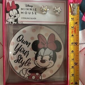 NWT Earrings Minnie Mouse Crystal Stud Earring Silver Sterling